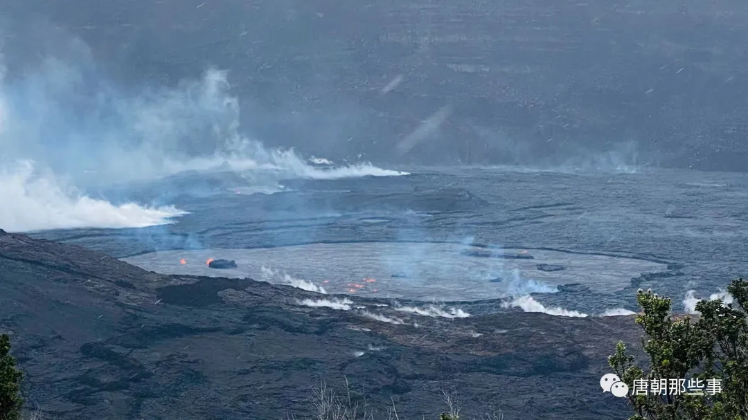 基拉韦厄火山公园中岩浆在流动