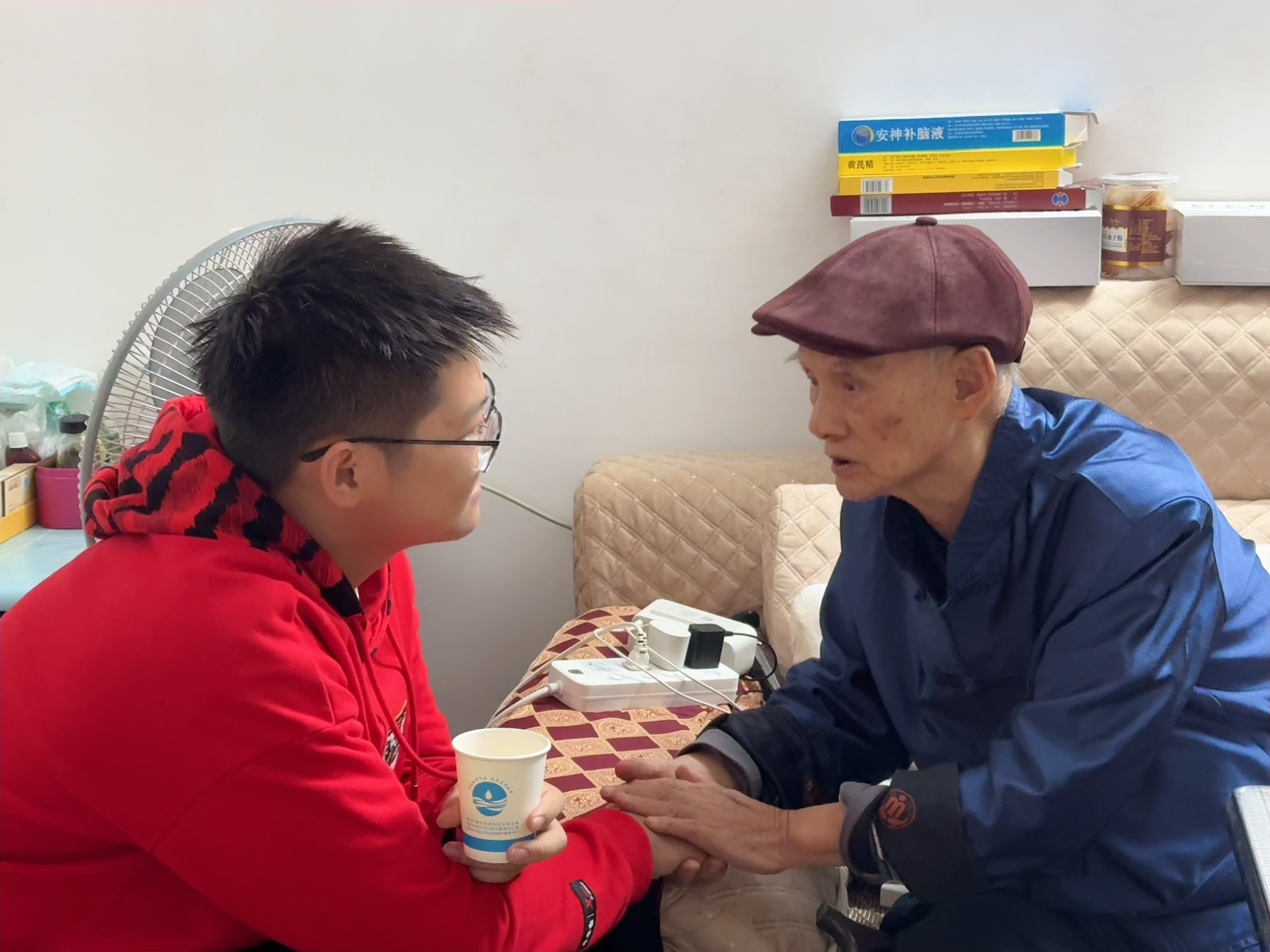 长寿的第三诀窍,父亲在90岁高龄给儿孙分享经验,保持头脑清醒